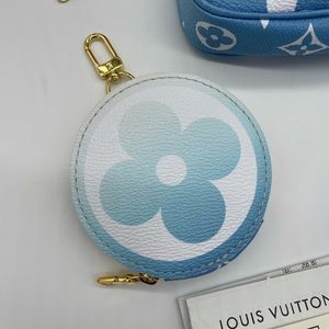 ❌❌sold❌❌Louis Vuitton By the Pool Coin Pouch